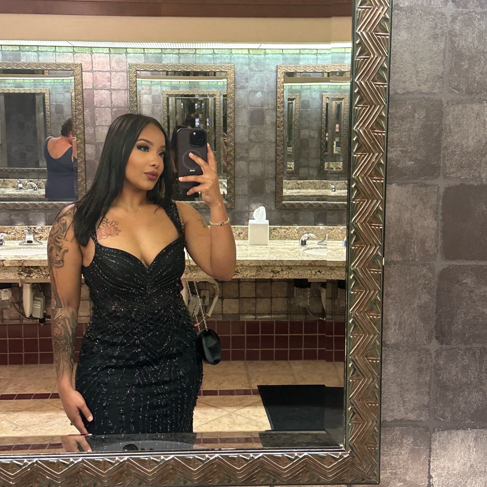 La Divine by Cinderella Divine in Black. Size 10